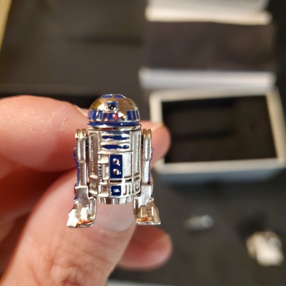 Neiman Marcus - Star Wars R2-D2 Sterling Silver Cuff Links - NWT ($495 in store) - Picture 12 of 16
